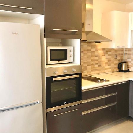 Mdm Sky Apartments Skopje Bagian luar foto