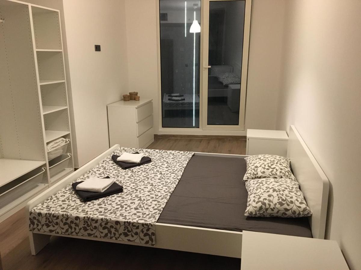 Mdm Sky Apartments Skopje Bagian luar foto