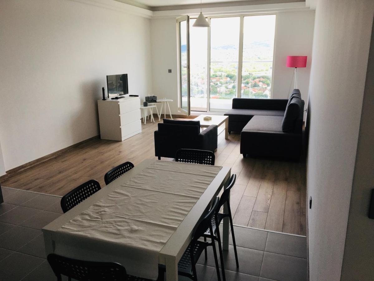 Mdm Sky Apartments Skopje Bagian luar foto