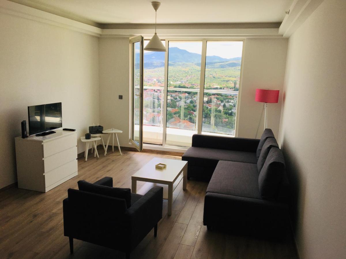 Mdm Sky Apartments Skopje Bagian luar foto