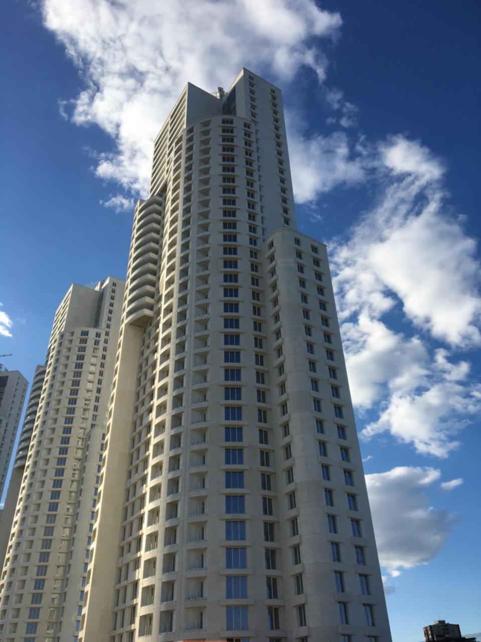 Mdm Sky Apartments Skopje Bagian luar foto