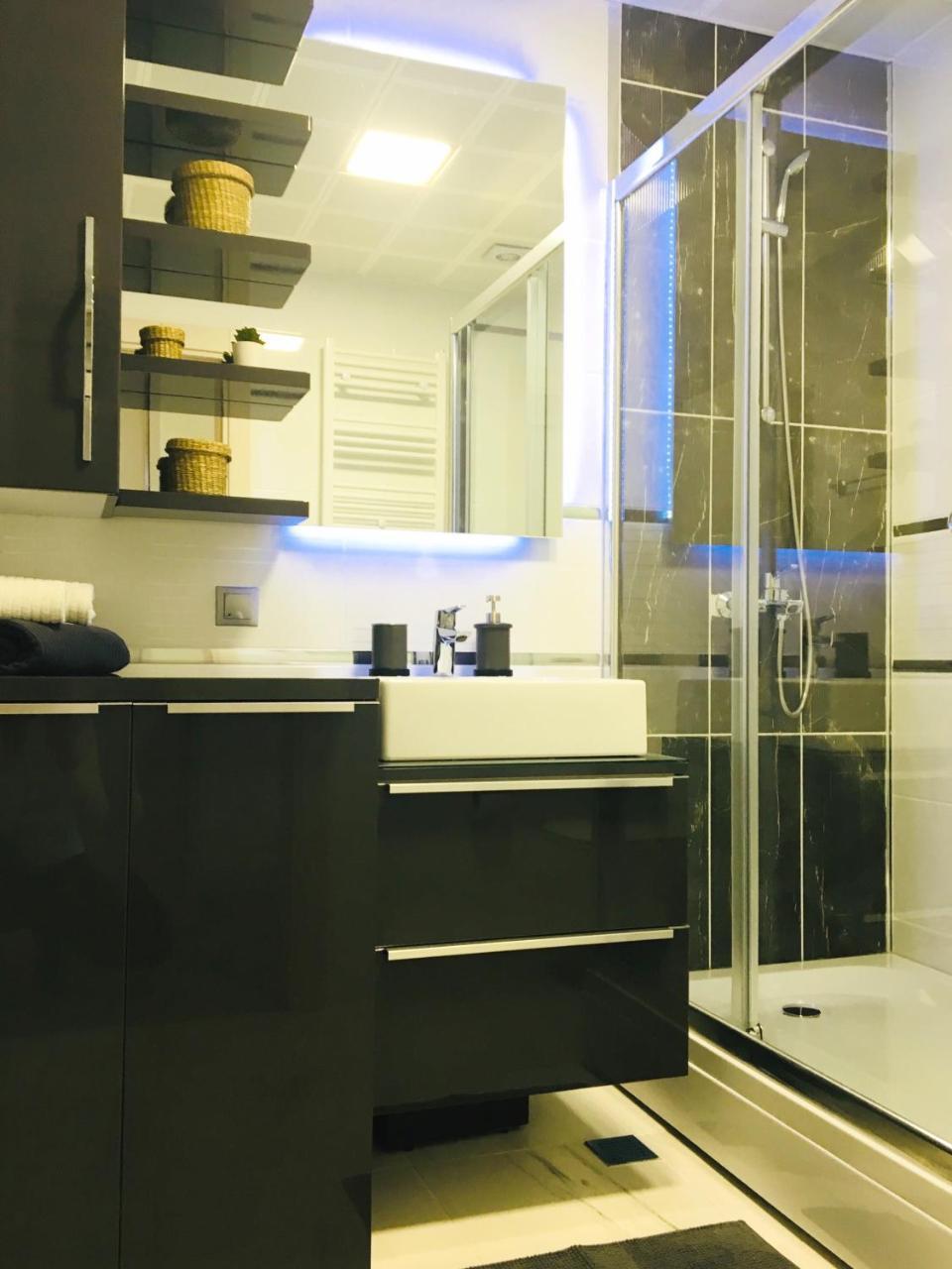Mdm Sky Apartments Skopje Bagian luar foto