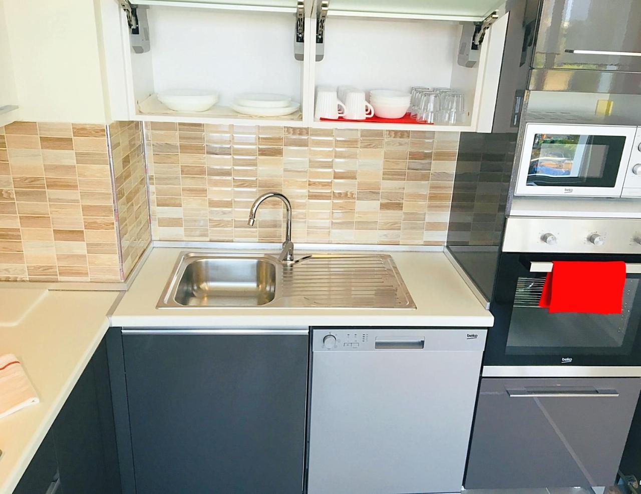 Mdm Sky Apartments Skopje Bagian luar foto